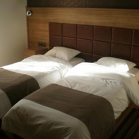 Metropolis Hotel Сере Экстерьер фото